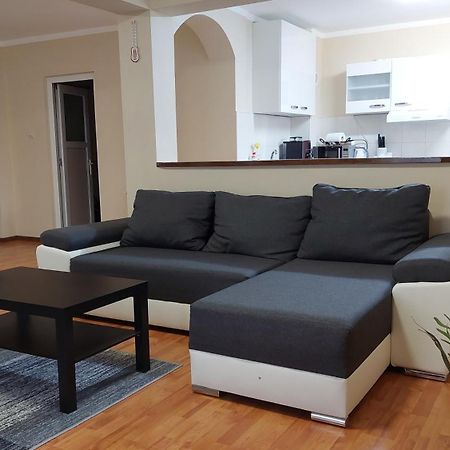 Ferienwohnung Casa Mario Oradea Exterior foto