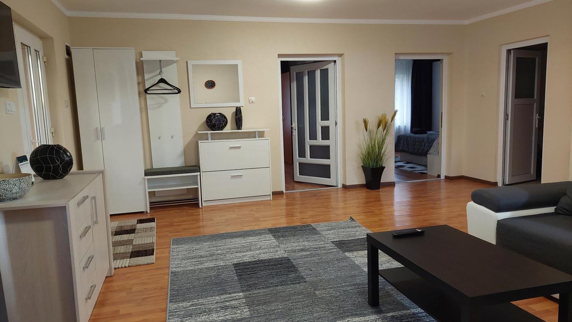 Ferienwohnung Casa Mario Oradea Exterior foto
