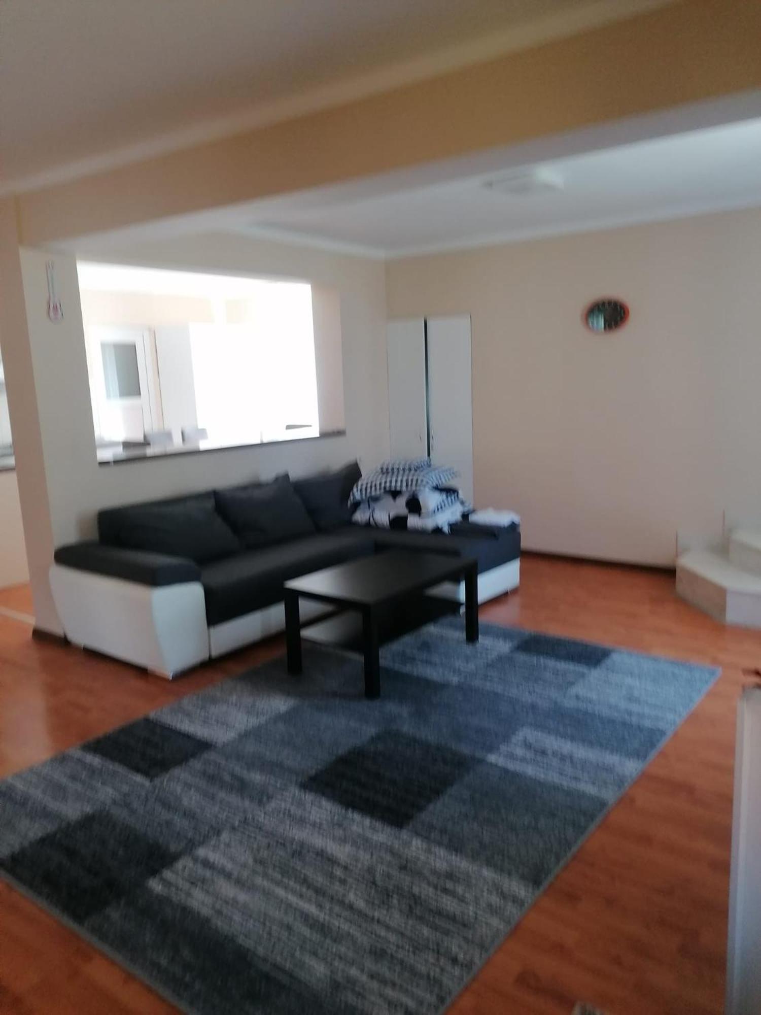 Ferienwohnung Casa Mario Oradea Exterior foto